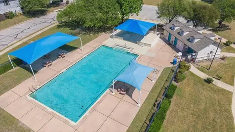 1801 Brentwood Drive Leander TX 78641