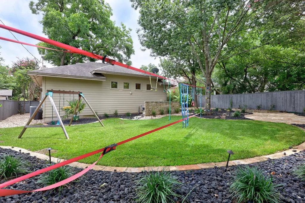 3302 Big Bend Drive Austin TX 78731