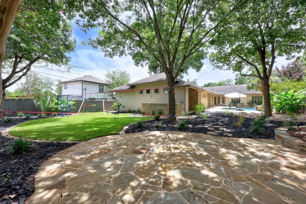 3302 Big Bend Drive Austin TX 78731