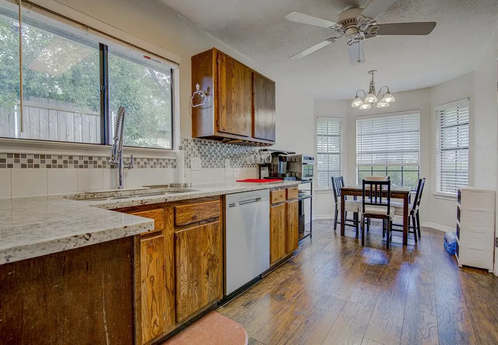 2801 Norfolk Drive Austin TX 78745