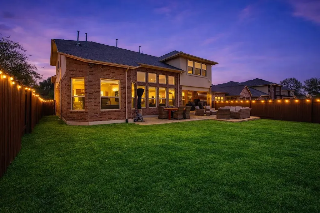 3028 Silvergrass Cove Leander TX 78641