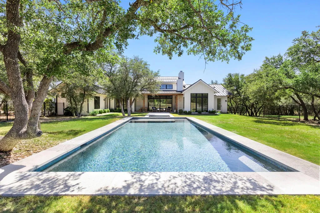 1408 Likeness Road Spicewood TX 78669