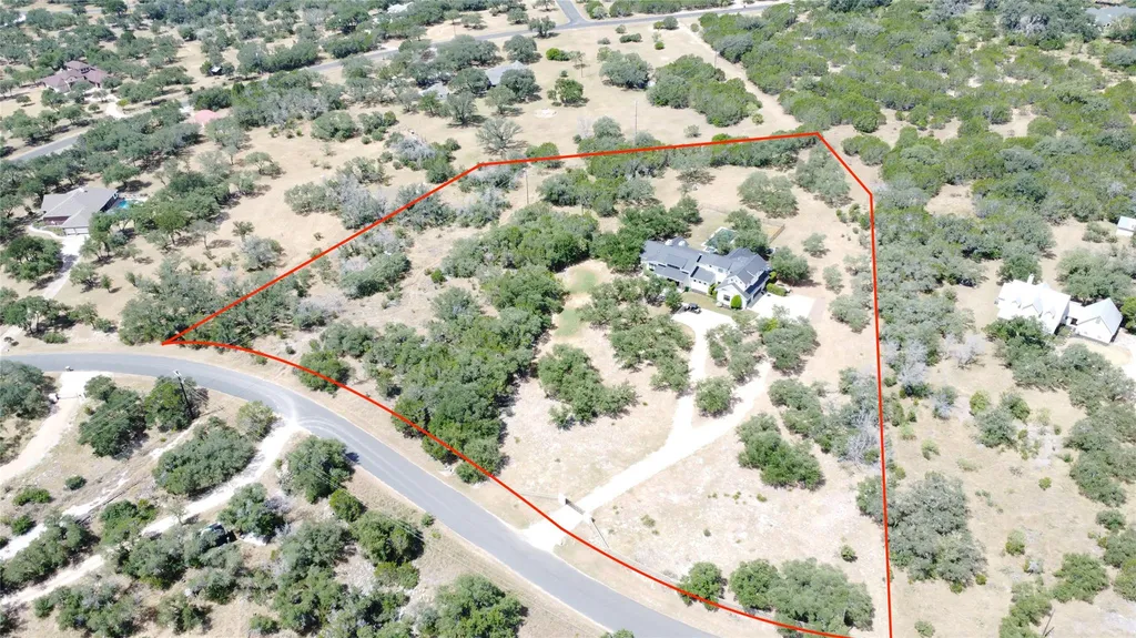 1408 Likeness Road Spicewood TX 78669