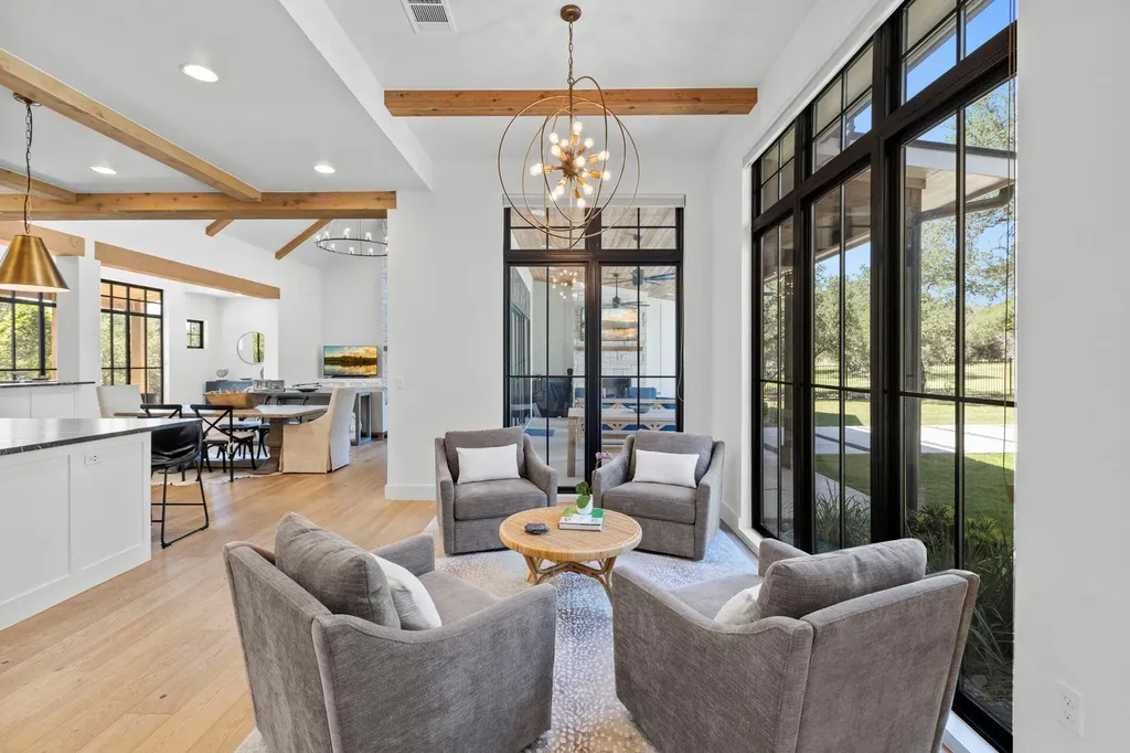1408 Likeness Road Spicewood TX 78669