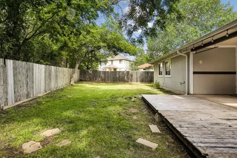 1911 Ralph C Craig Lane Austin TX 78748