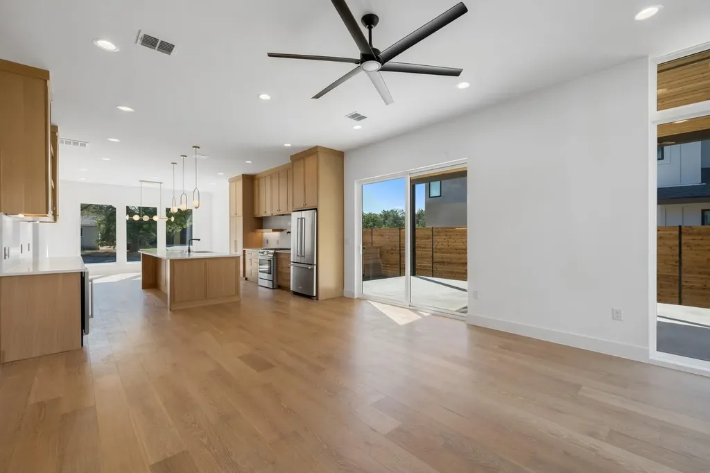 4806 Richmond Avenue Austin TX 78745
