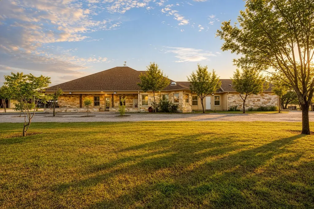 15611 Giese Lane Manor TX 78653