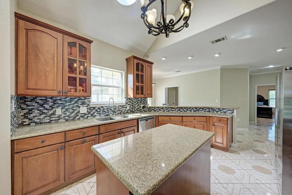 15611 Giese Lane Manor TX 78653