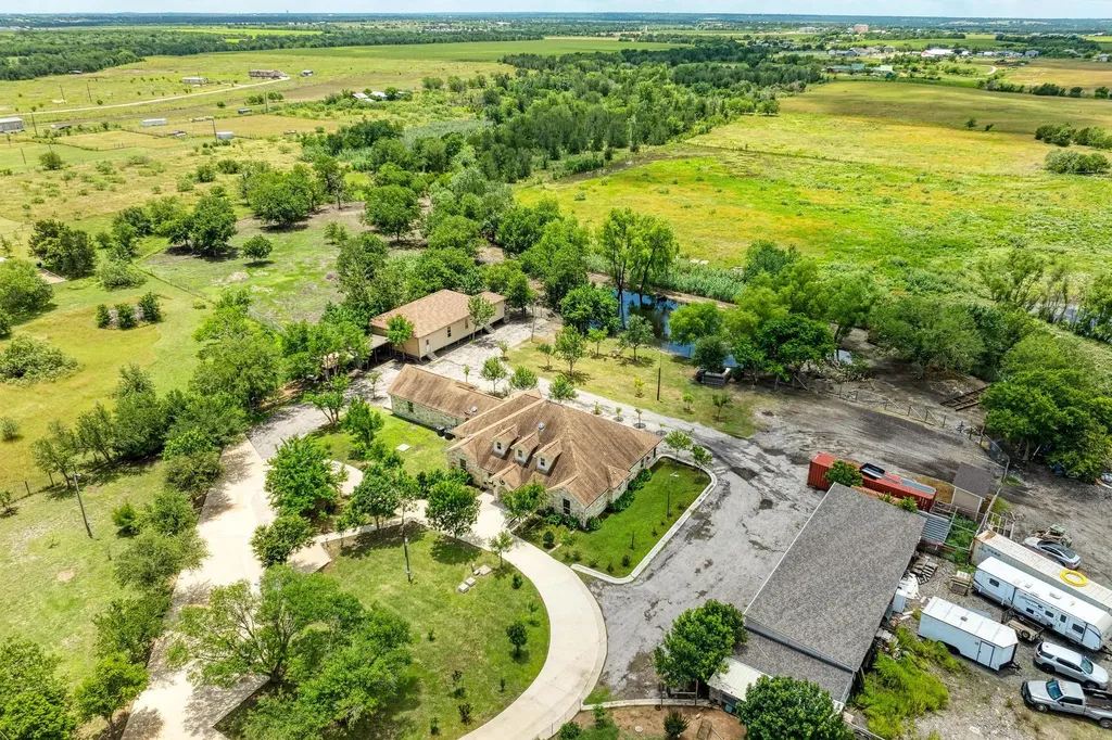 15611 Giese Lane Manor TX 78653