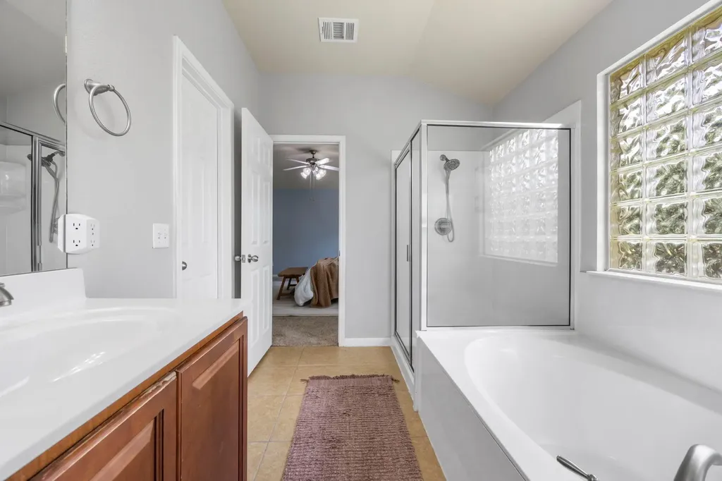 17711 Linkhill Drive Dripping Springs TX 78620