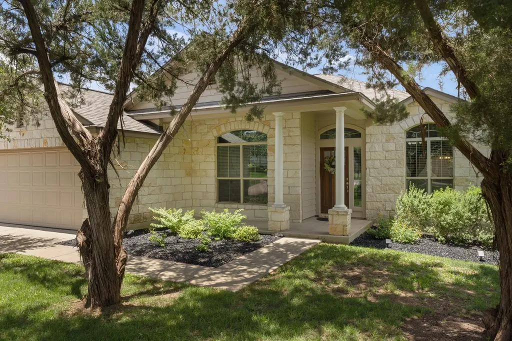 17711 Linkhill Drive Dripping Springs TX 78620