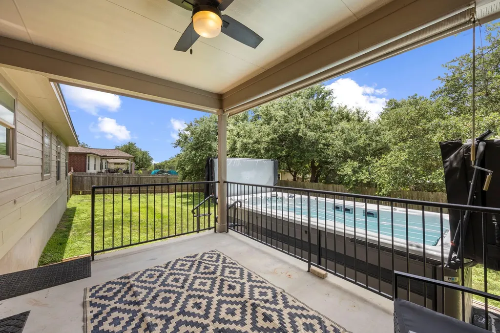 17711 Linkhill Drive Dripping Springs TX 78620