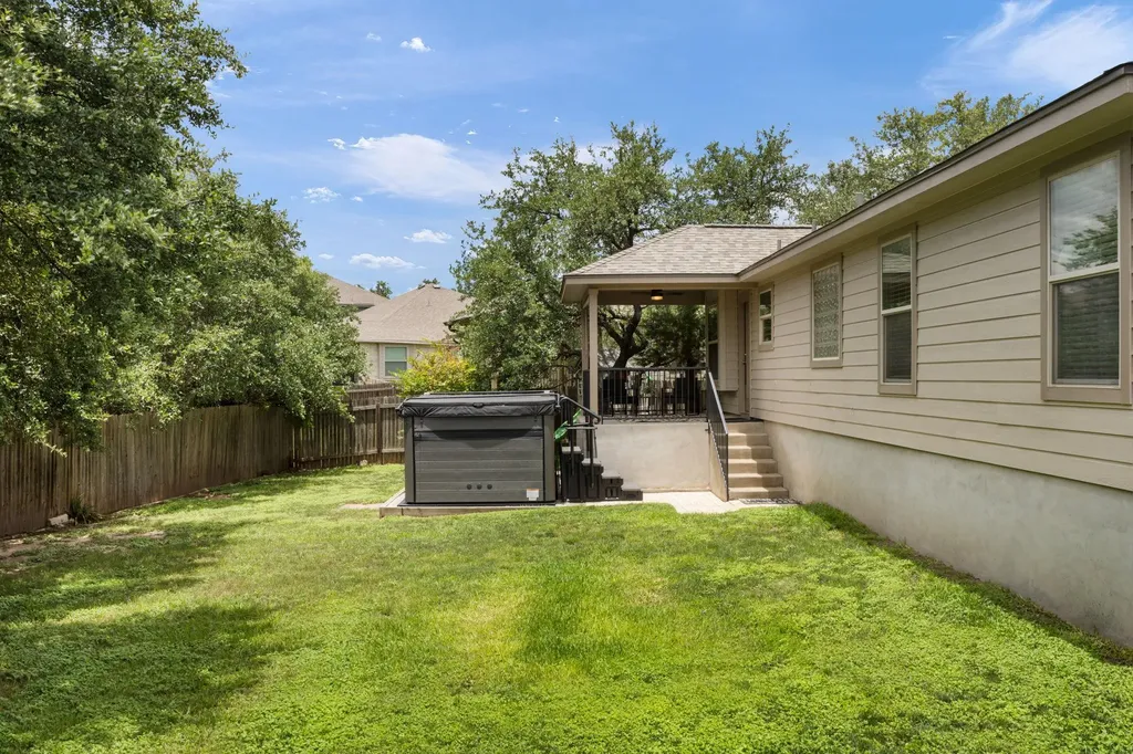 17711 Linkhill Drive Dripping Springs TX 78620