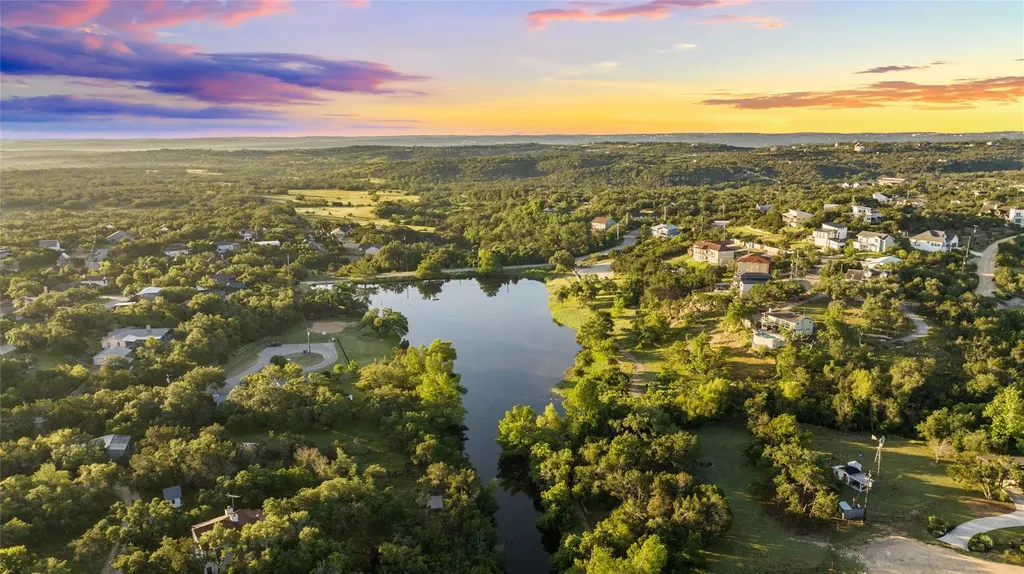 17711 Linkhill Drive Dripping Springs TX 78620