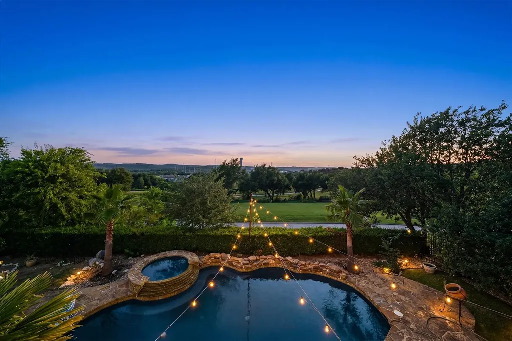 4100 Sugarloaf Drive Austin TX 78738