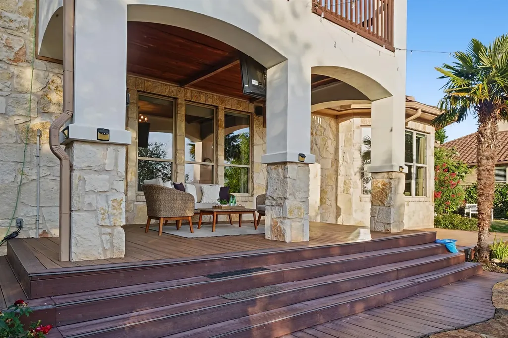 4100 Sugarloaf Drive Austin TX 78738