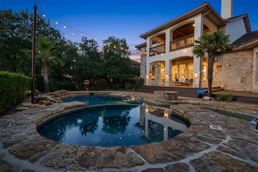 4100 Sugarloaf Drive Austin TX 78738
