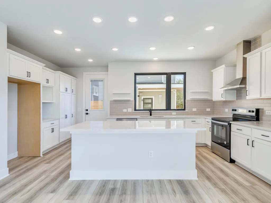 206 E Wonsley Drive Austin TX 78753