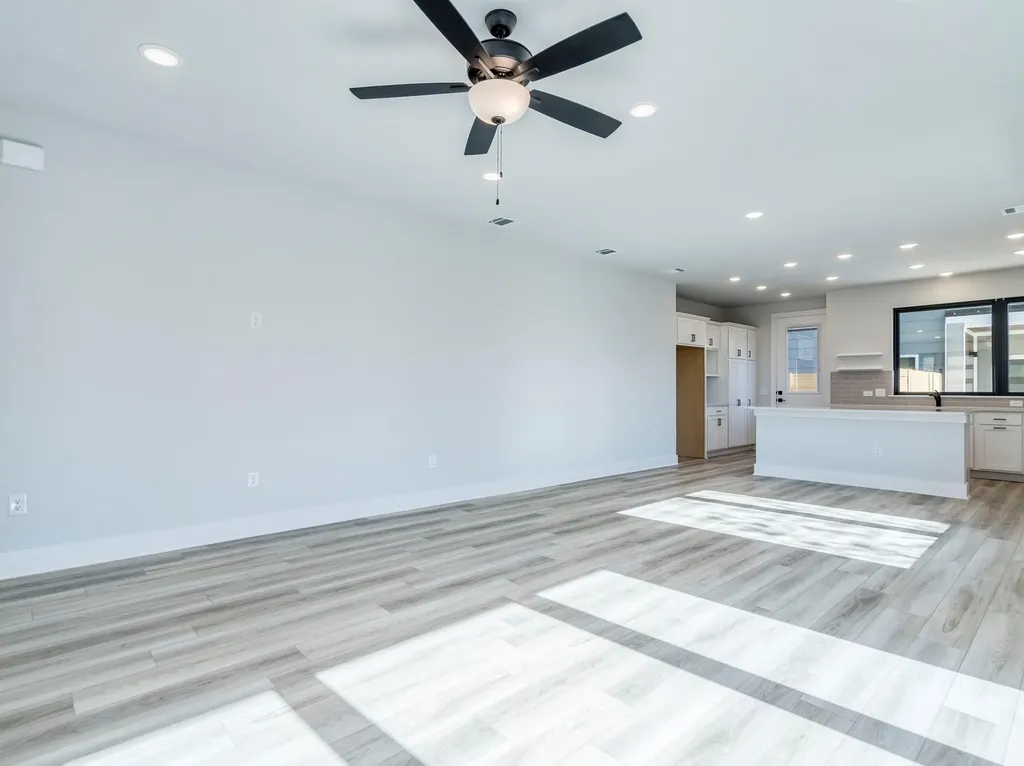 206 E Wonsley Drive Austin TX 78753