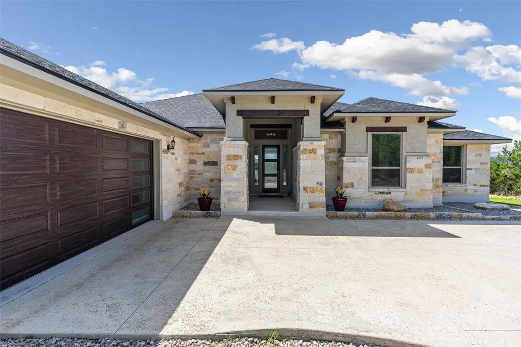 25012 Montana Creek Crossing Marble Falls TX 78654