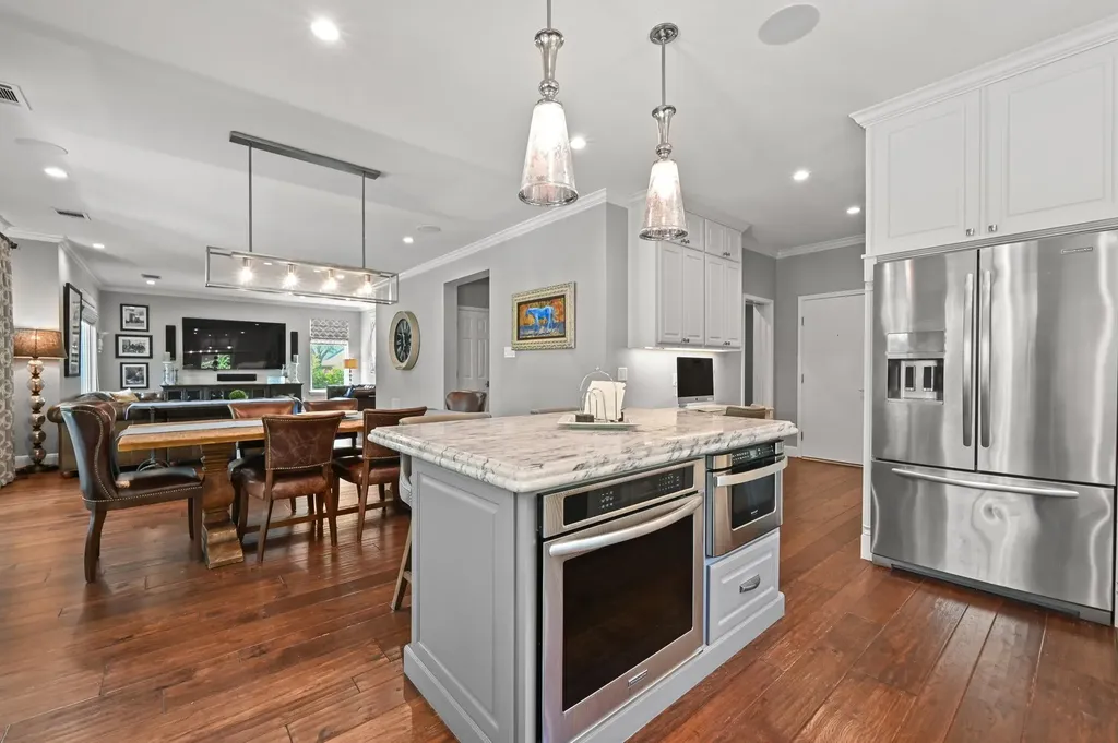 6122 Mordred Lane Austin TX 78739