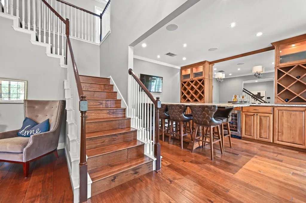 6122 Mordred Lane Austin TX 78739