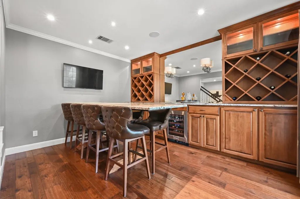 6122 Mordred Lane Austin TX 78739
