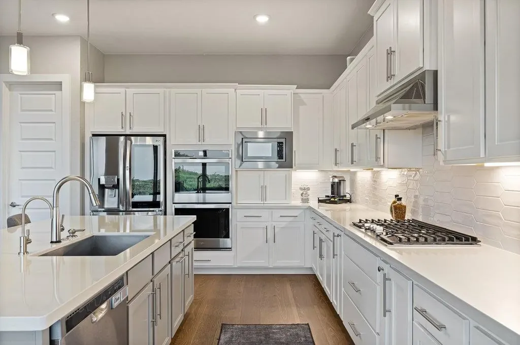 7337 Jument Drive Austin TX 78738