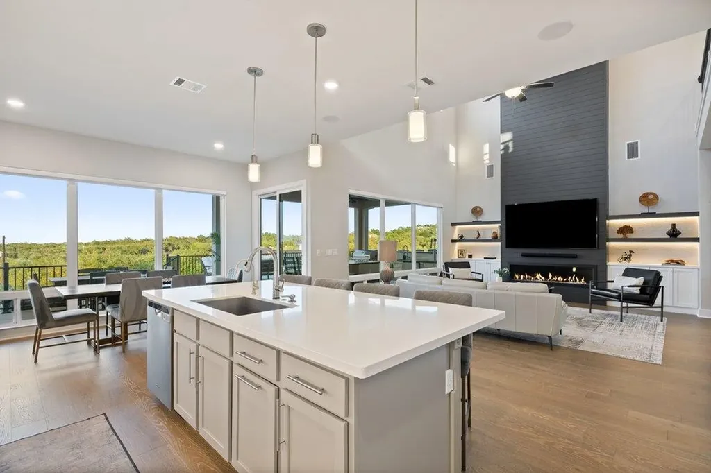 7337 Jument Drive Austin TX 78738