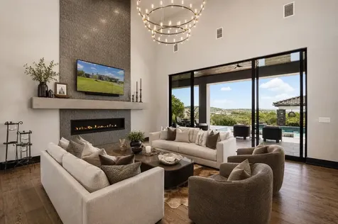19204 Secretariat Place Spicewood TX 78669