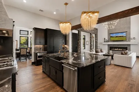 19204 Secretariat Place Spicewood TX 78669