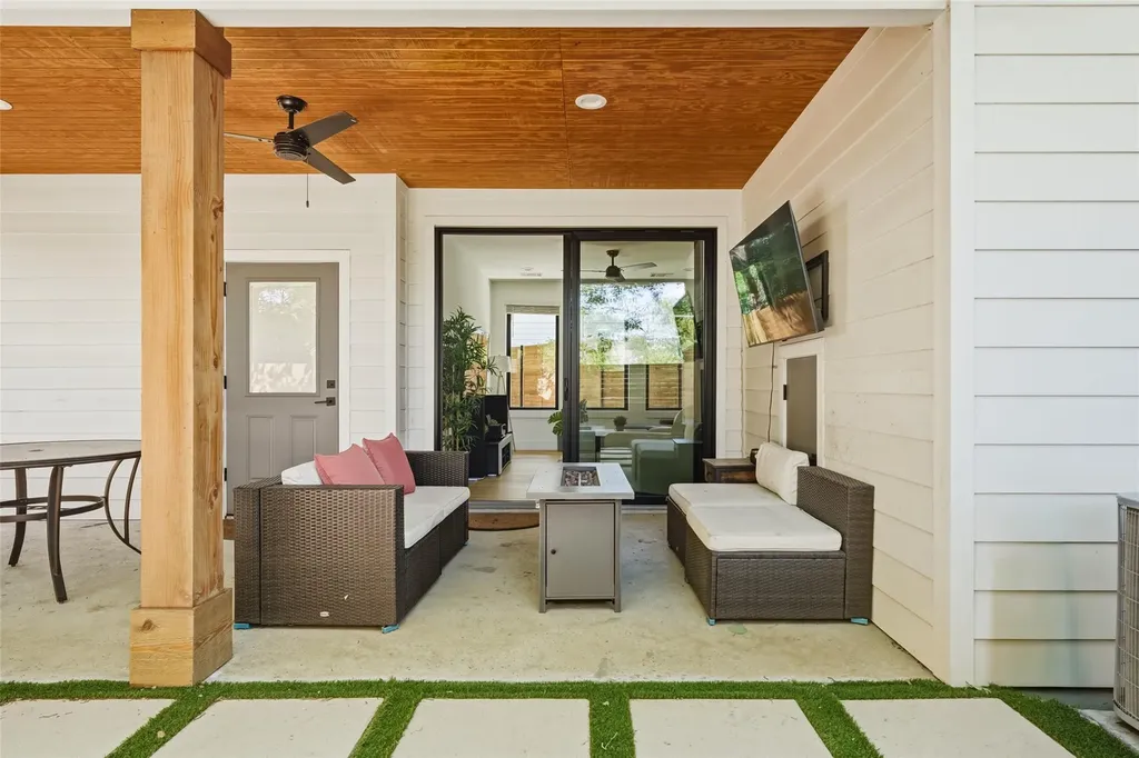 610 Clifford Drive Austin TX 78745