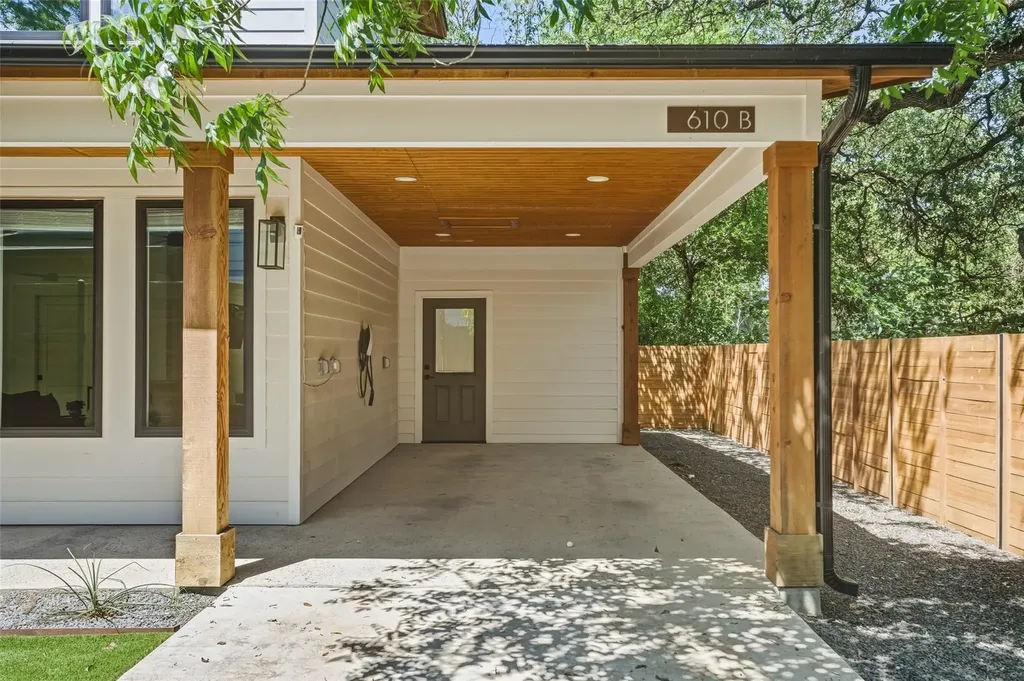 610 Clifford Drive Austin TX 78745