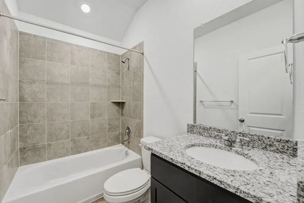 14110 Edna Maxine Walk Del Valle TX 78617