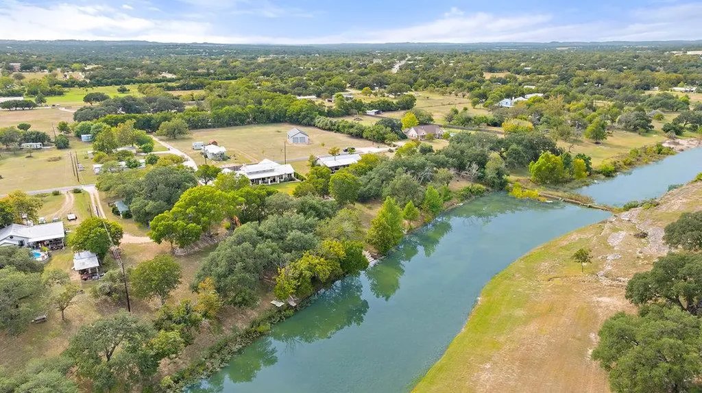 1313 Democrat Street Blanco TX 78606