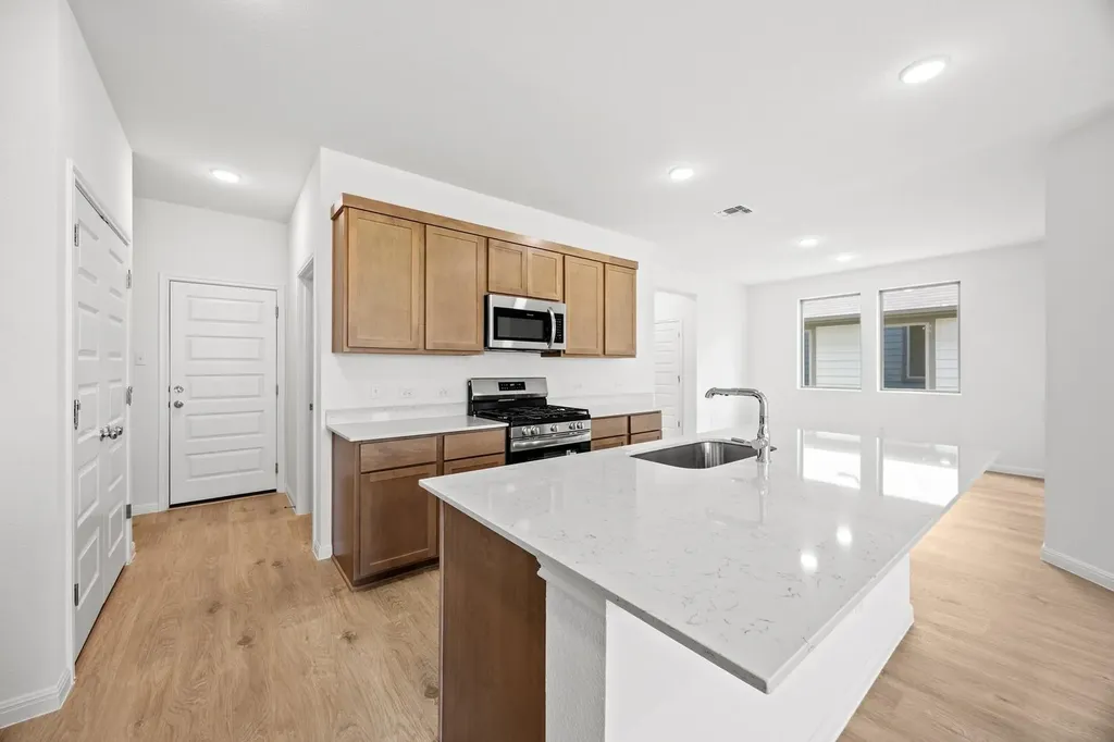 200 Hornet Street Elgin TX 78621