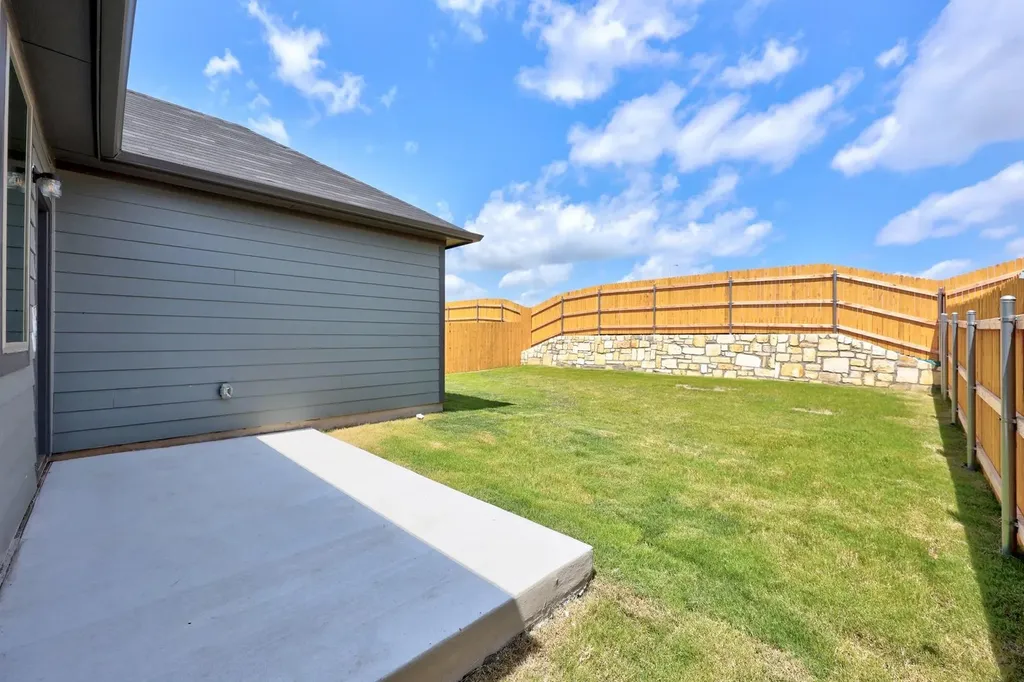 200 Hornet Street Elgin TX 78621