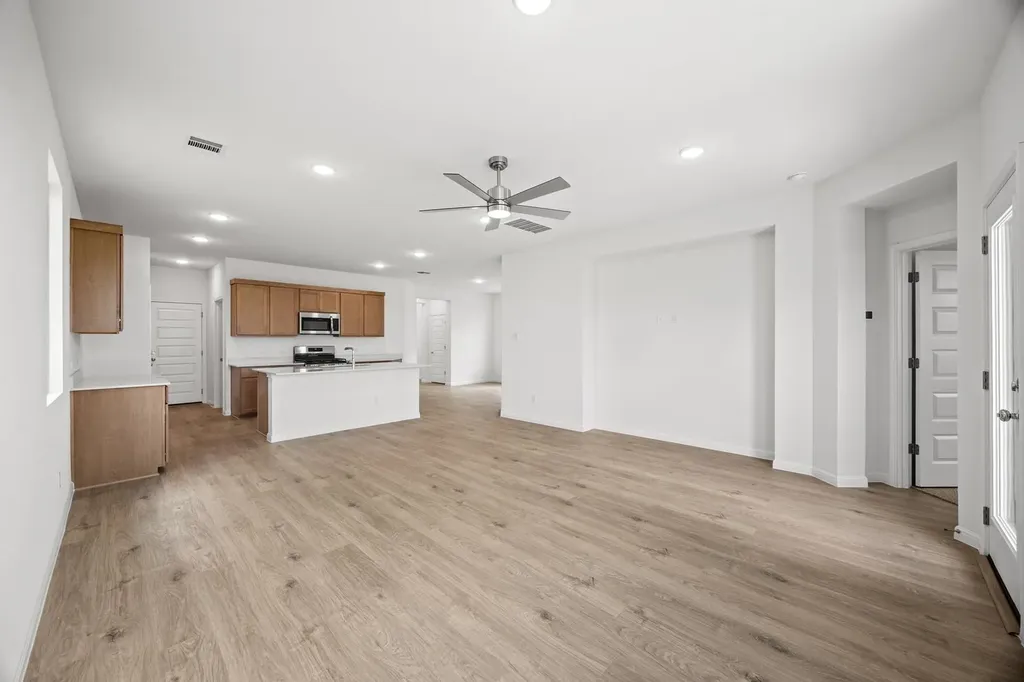 200 Hornet Street Elgin TX 78621