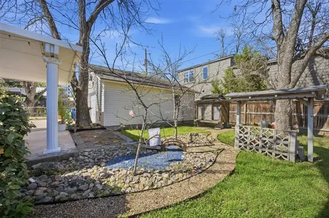 1030 E 44th Street Austin TX 78751