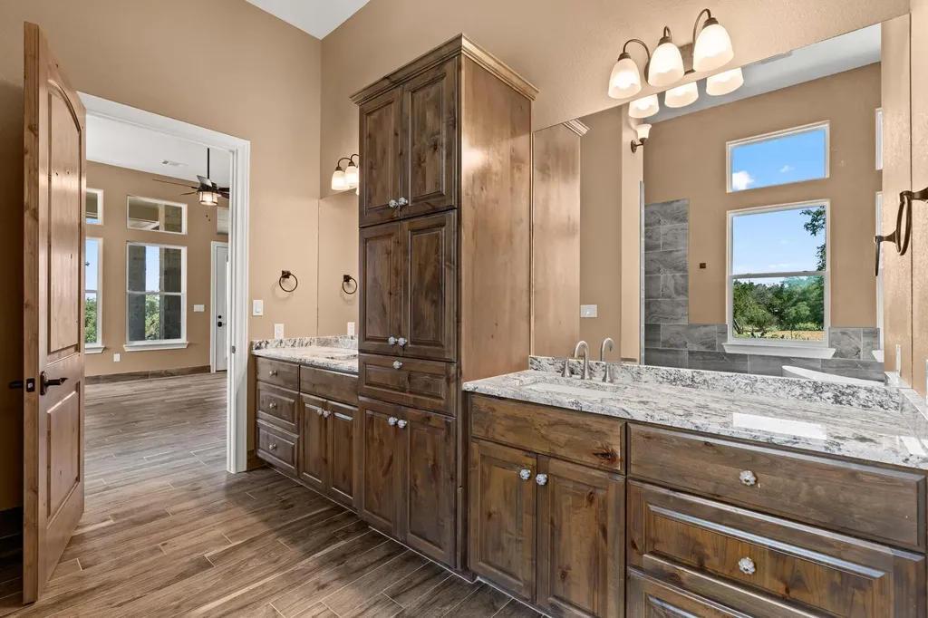 1424 Cattail Drive Canyon Lake TX 78133