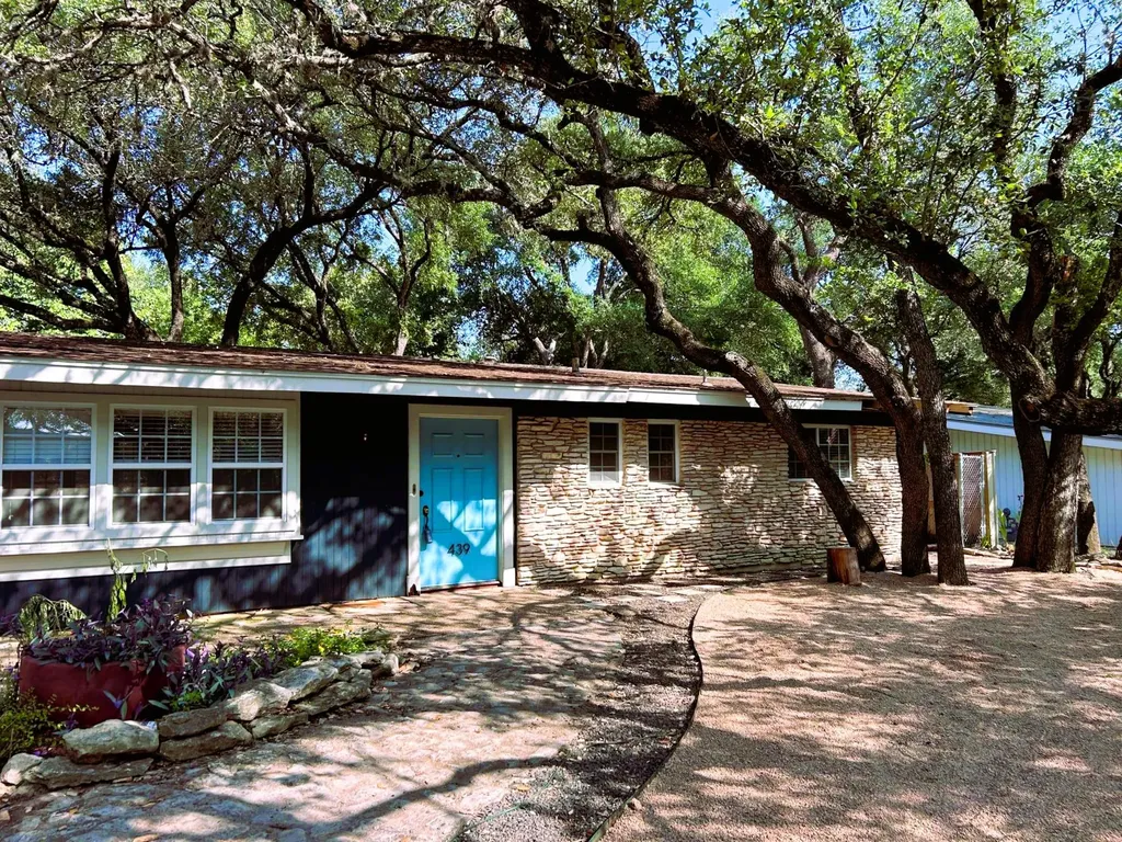 439 Brady Lane West Lake Hills TX 78746