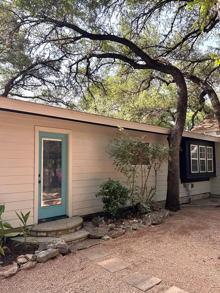 439 Brady Lane West Lake Hills TX 78746