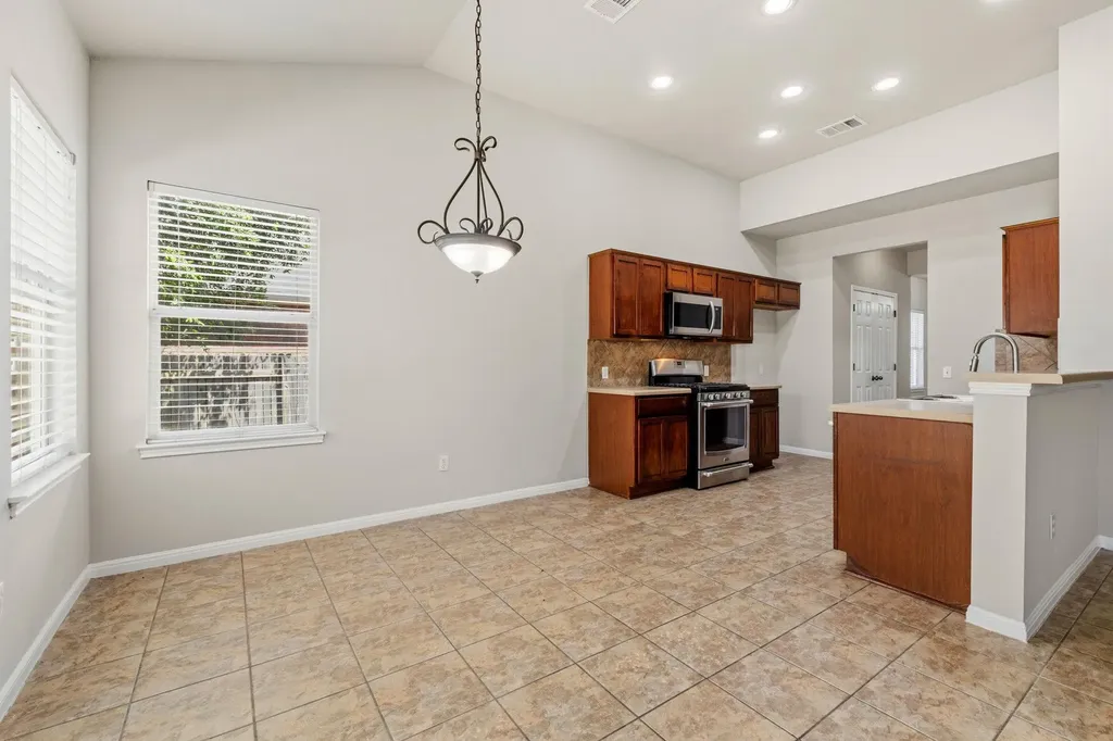 1216 Willowbrook Drive Cedar Park TX 78613