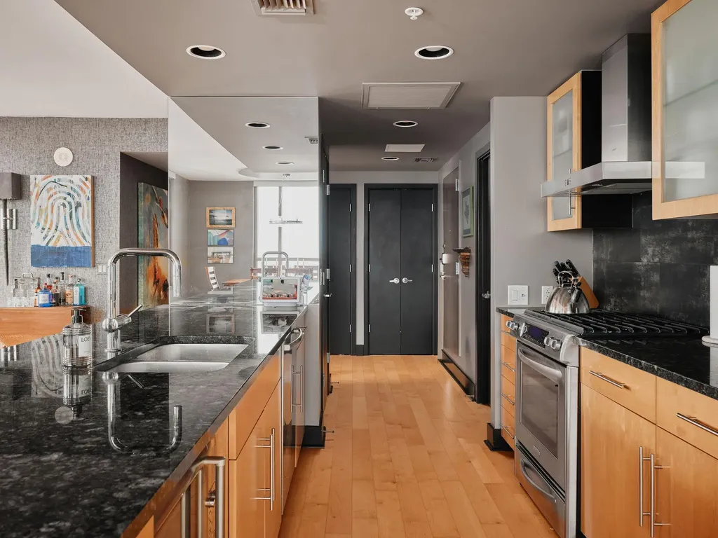 300 Bowie Street Austin TX 78703