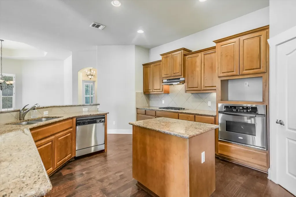 210 Rivulet Lane Austin TX 78738