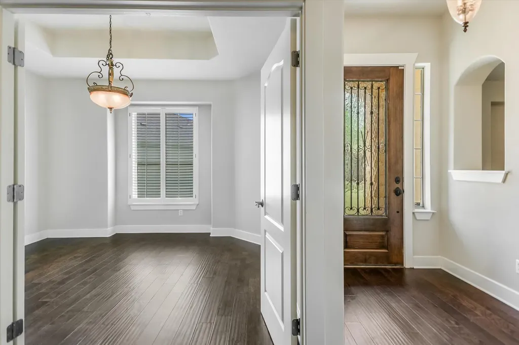 210 Rivulet Lane Austin TX 78738