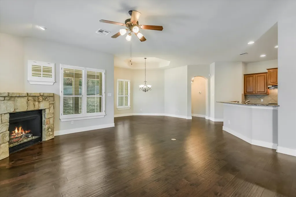 210 Rivulet Lane Austin TX 78738