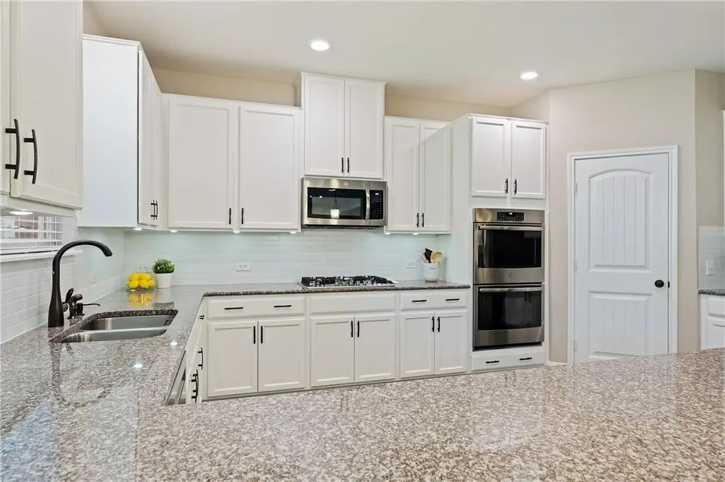 1524 Uhland Drive Leander TX 78641
