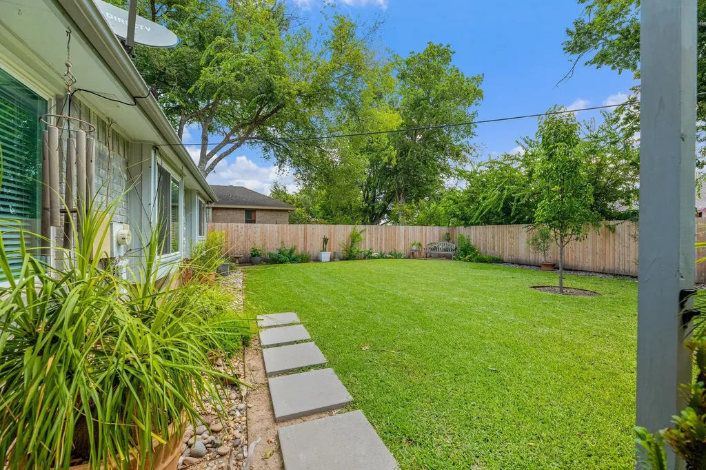 1221 Bell Rock Circle Pflugerville TX 78660