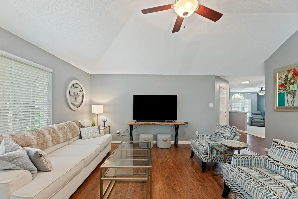1221 Bell Rock Circle Pflugerville TX 78660